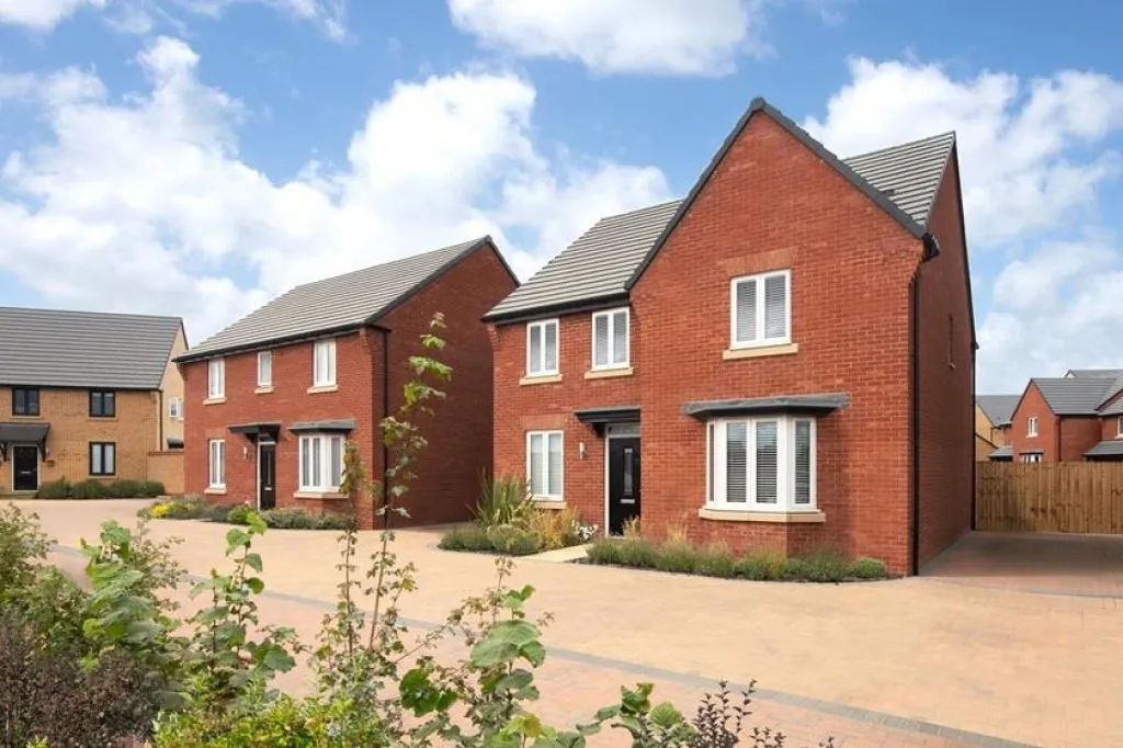 4 bed house for sale, Tansy Road, Corby