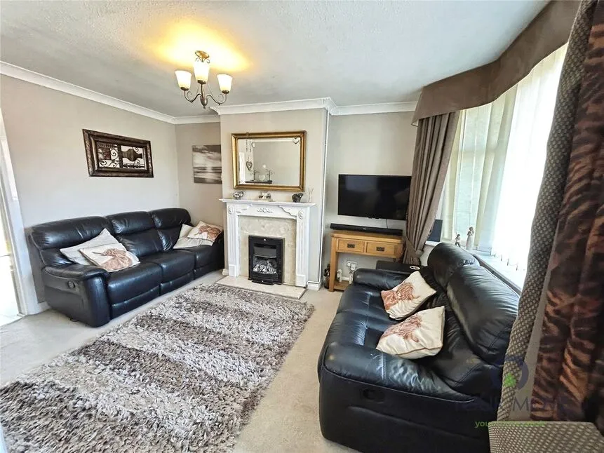 Sutherland Avenue, Longton, Staffordshire, ST3, photo 2