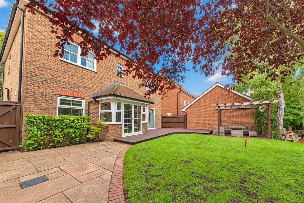 Cawett Drive, Fleet, GU51, photo 24