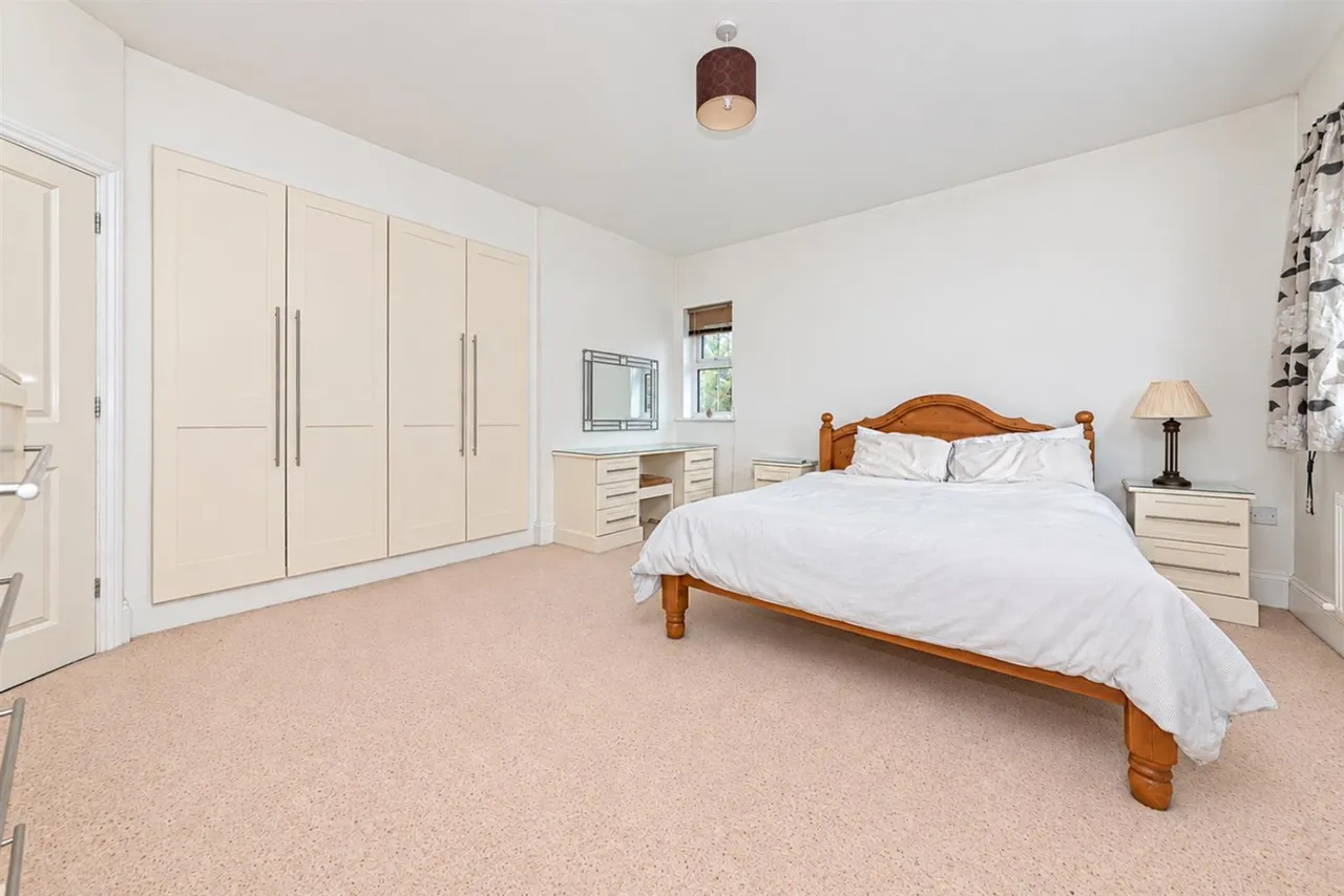 Cawett Drive, Fleet, GU51, photo 8
