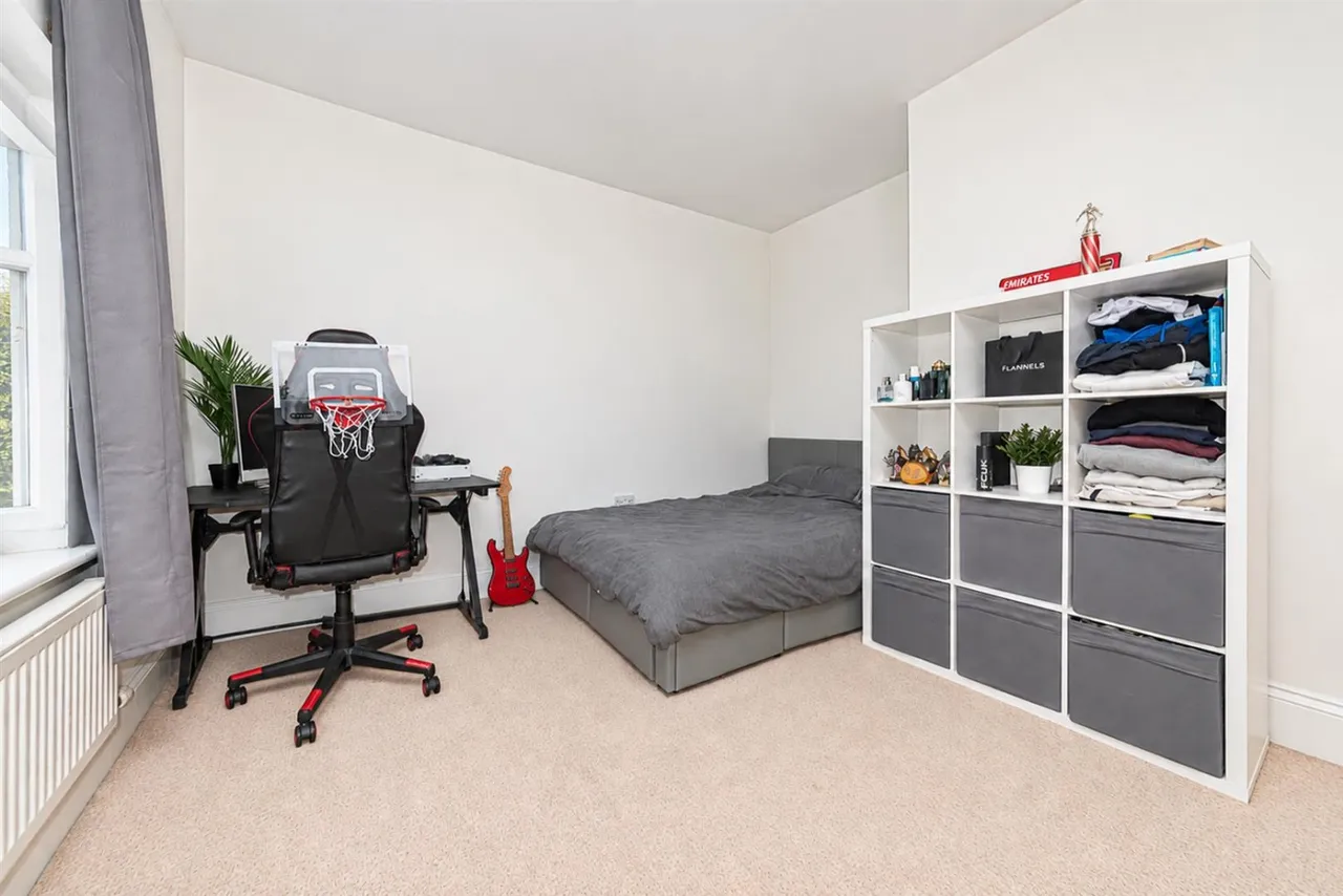 Cawett Drive, Fleet, GU51, photo 12