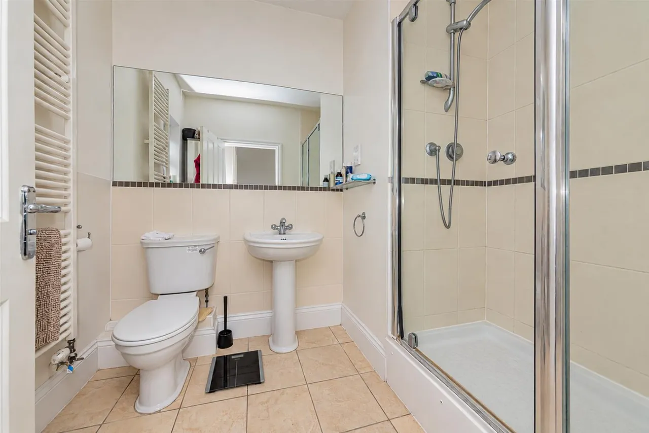 Cawett Drive, Fleet, GU51, photo 18