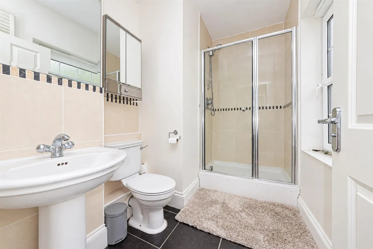 Cawett Drive, Fleet, GU51, photo 14