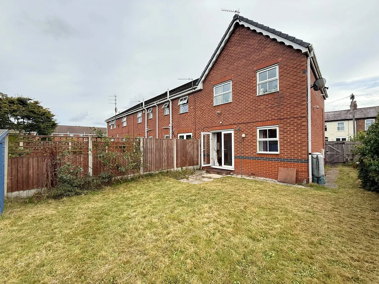 Lindow Street, Sale, photo 17