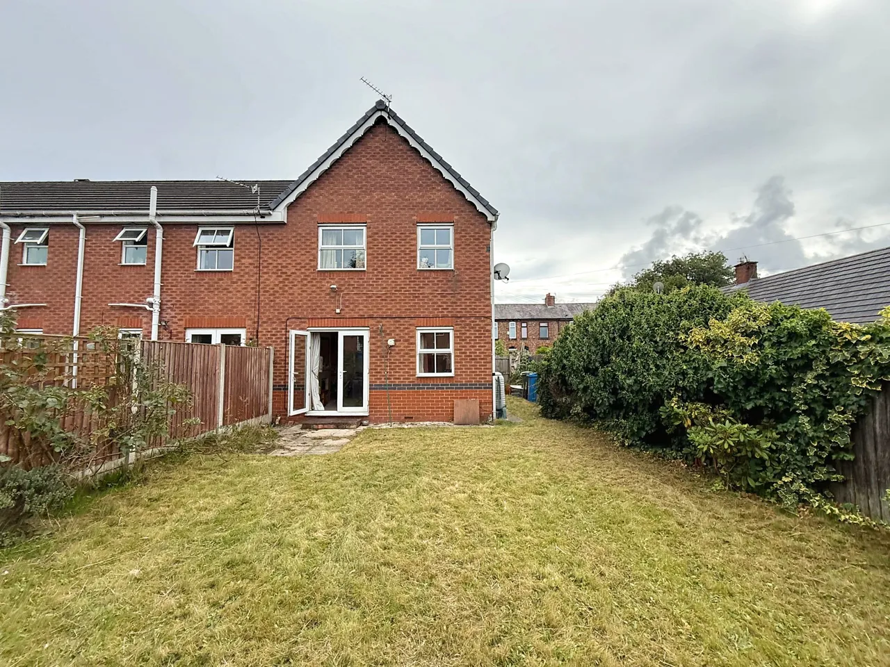 Lindow Street, Sale, photo 16