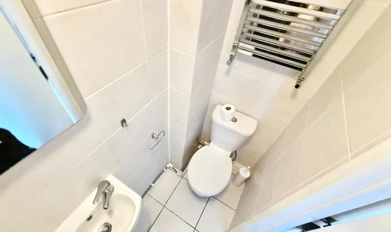 Heeley Road, B29, photo 8
