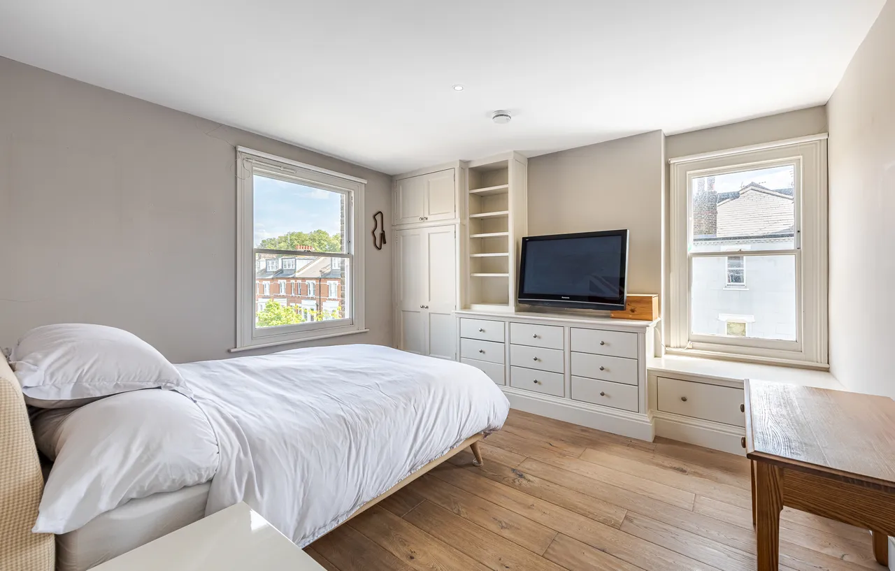 Prince of Wales Drive, Battersea, South West London, photo 12