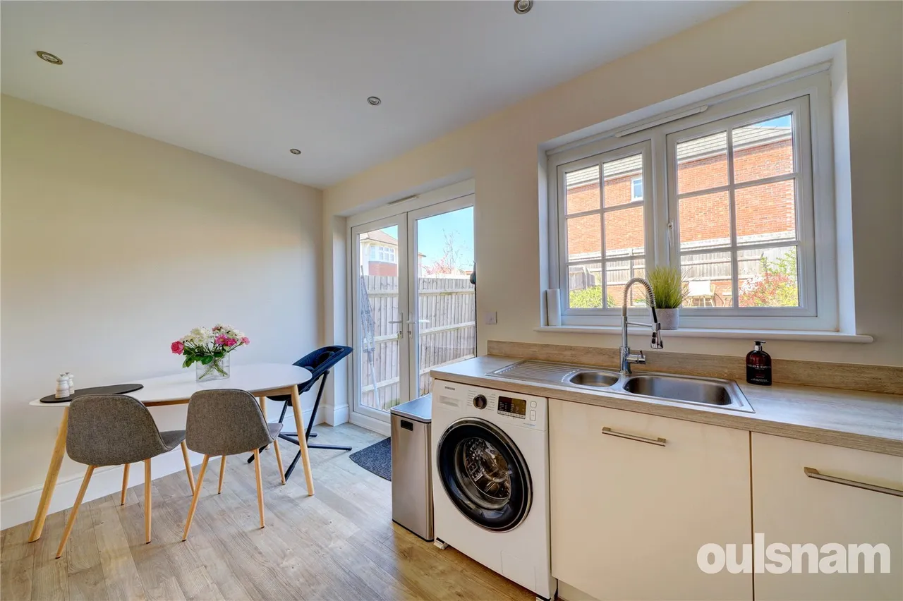 Raven Gardens, Droitwich, Worcestershire, WR9 7GE, photo 6