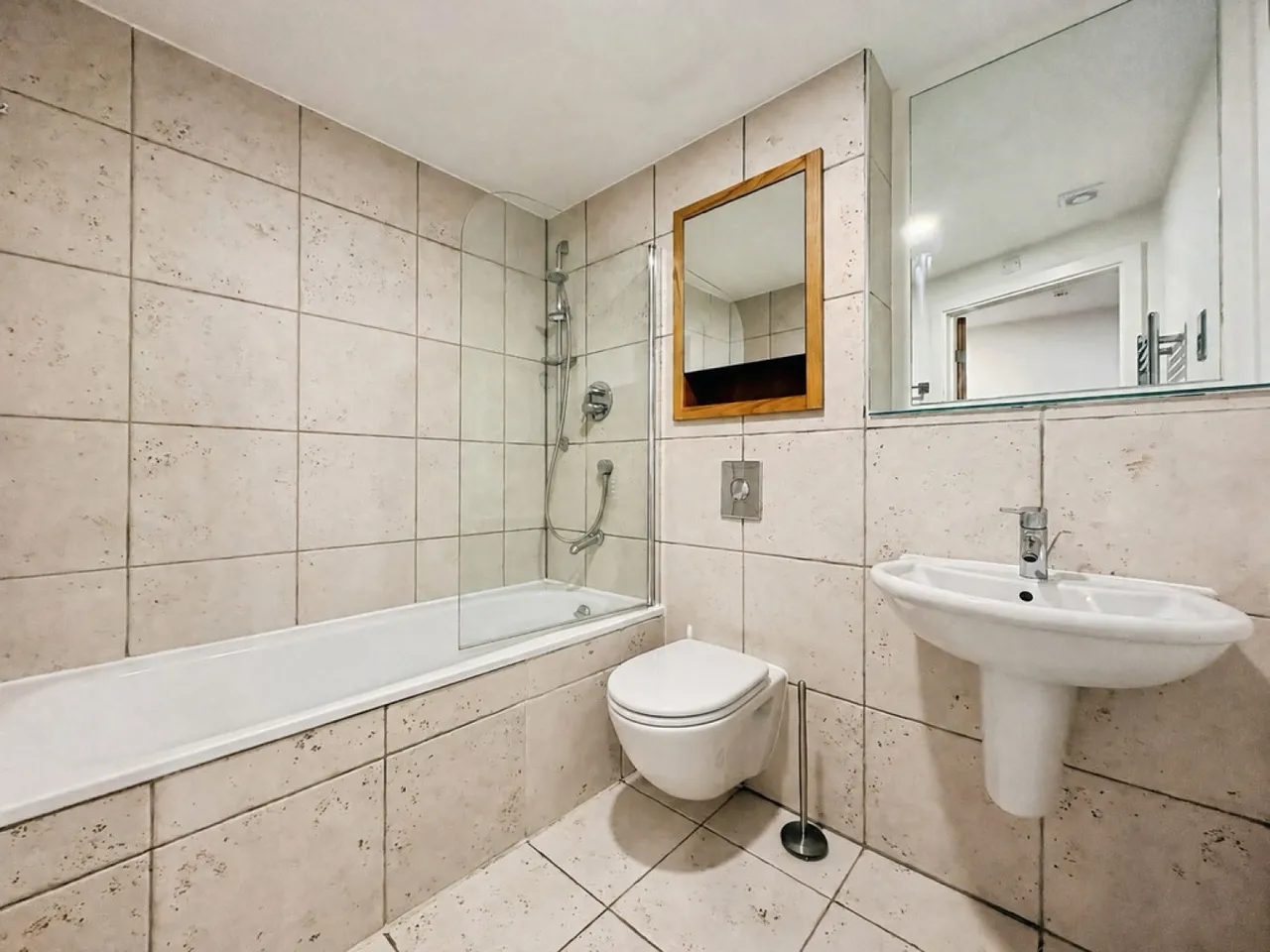 Armouries Way, LS10, photo 11
