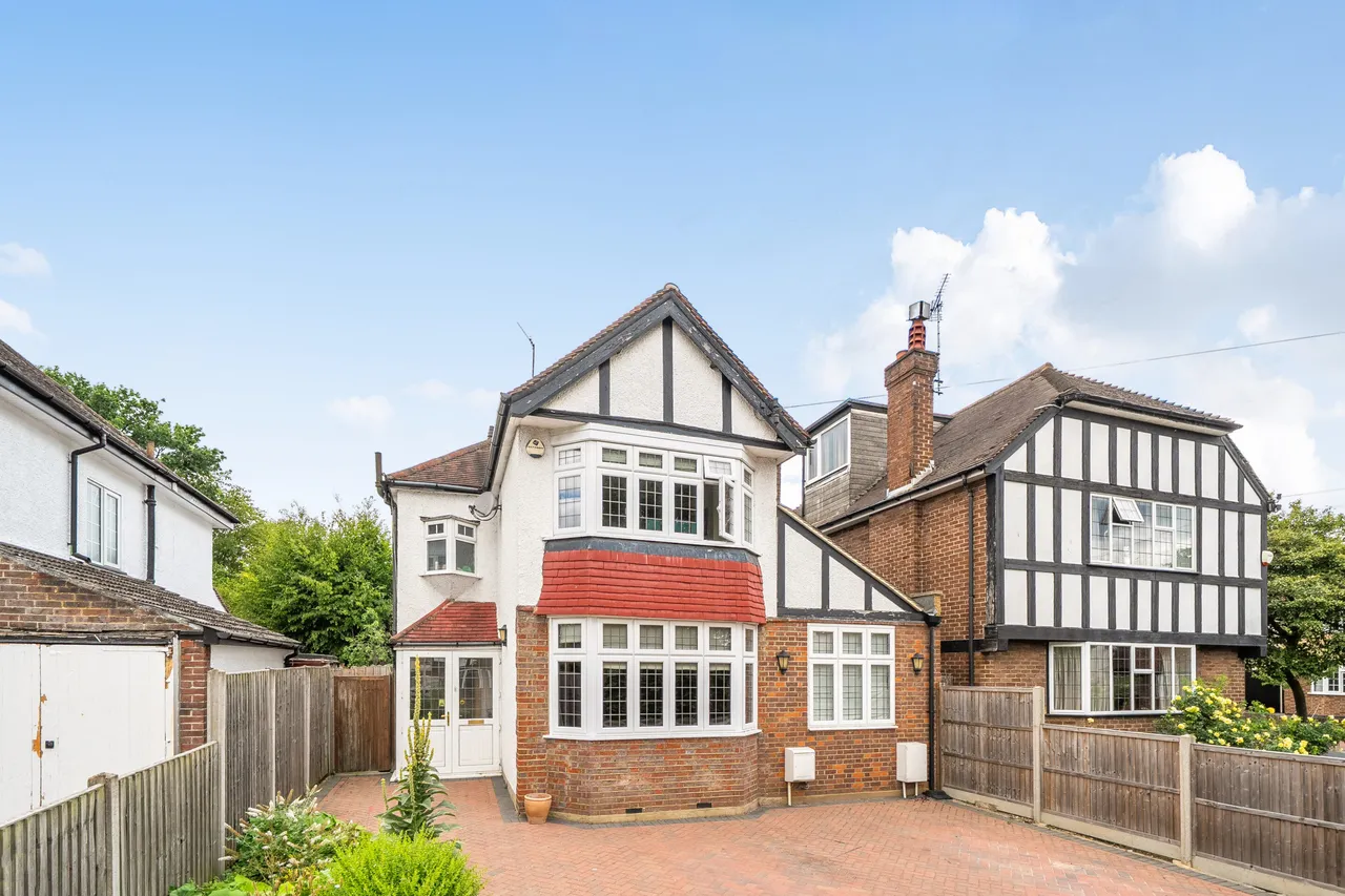 3 bed house for sale — St. Martins Approach, Ruislip, HA4