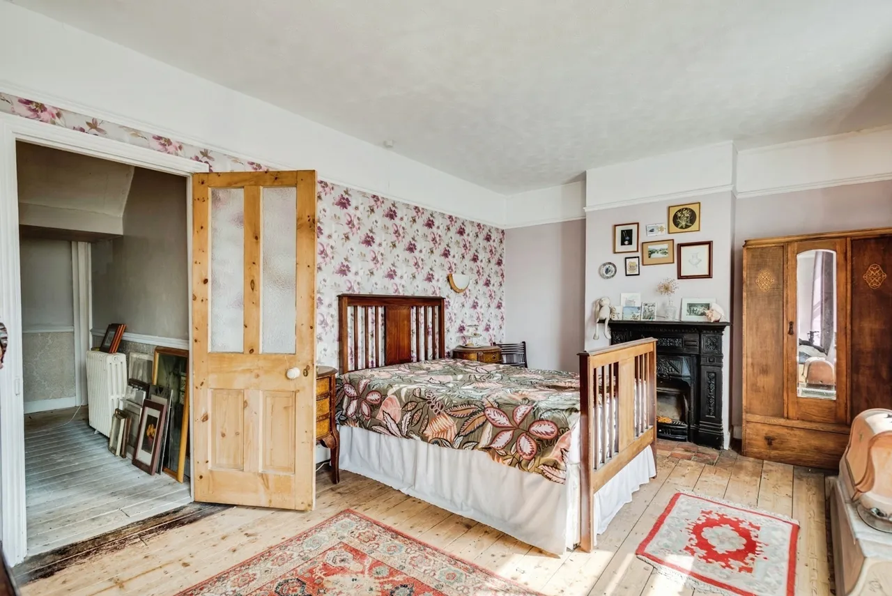 Kingshill Road, SWINDON, Wiltshire, SN1, photo 15