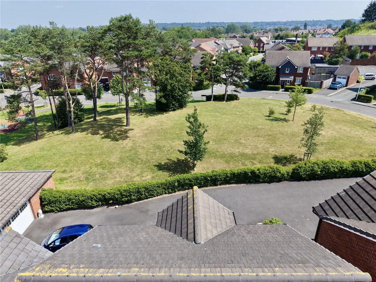 Atholl Duncan Drive, Wirral, CH49, photo 3