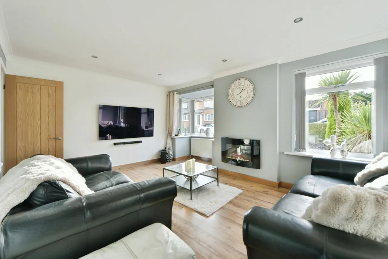 Ringwood Road, Sothall, Sheffield, S20, photo 3