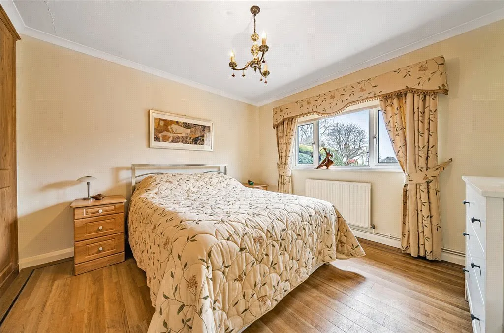 High Street, Orpington, BR6, photo 20