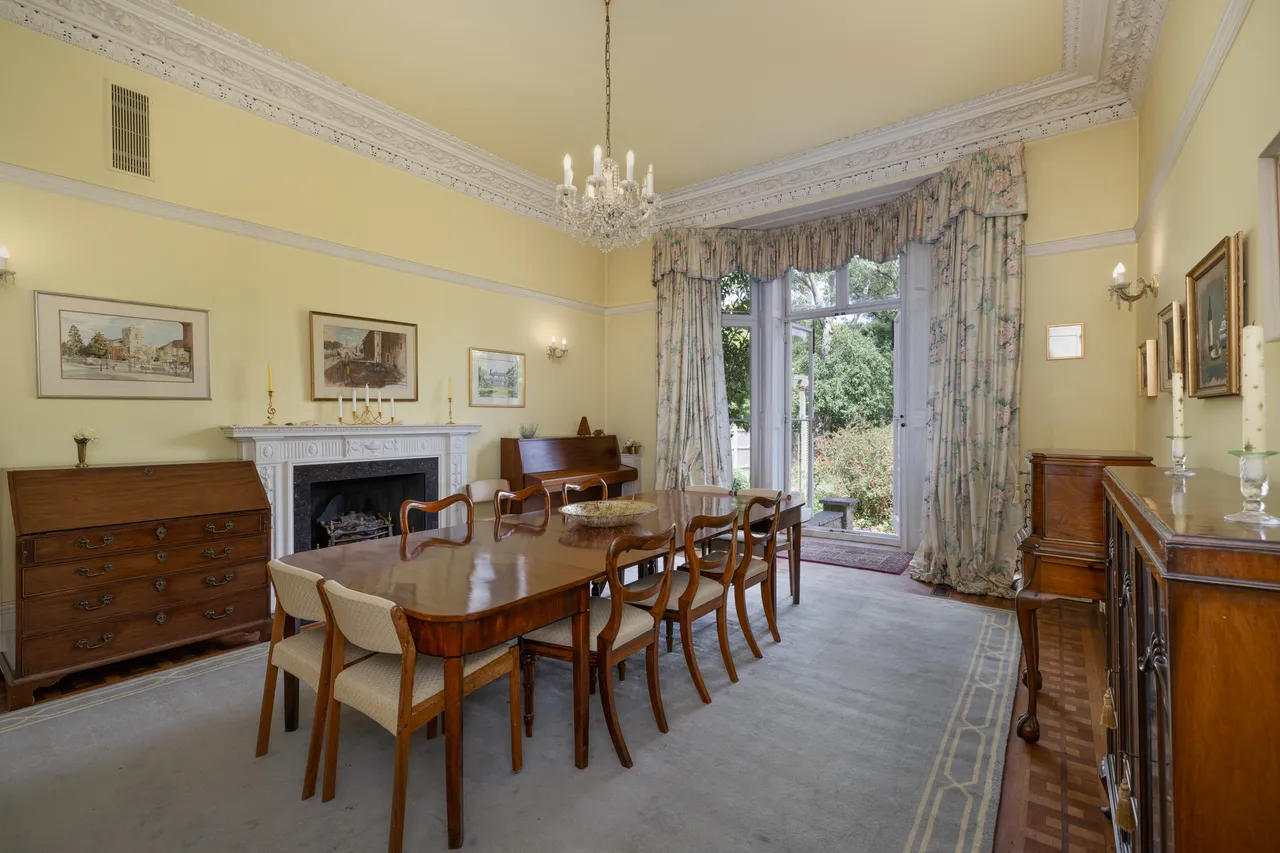 Strawberry Vale, Twickenham, London, photo 6