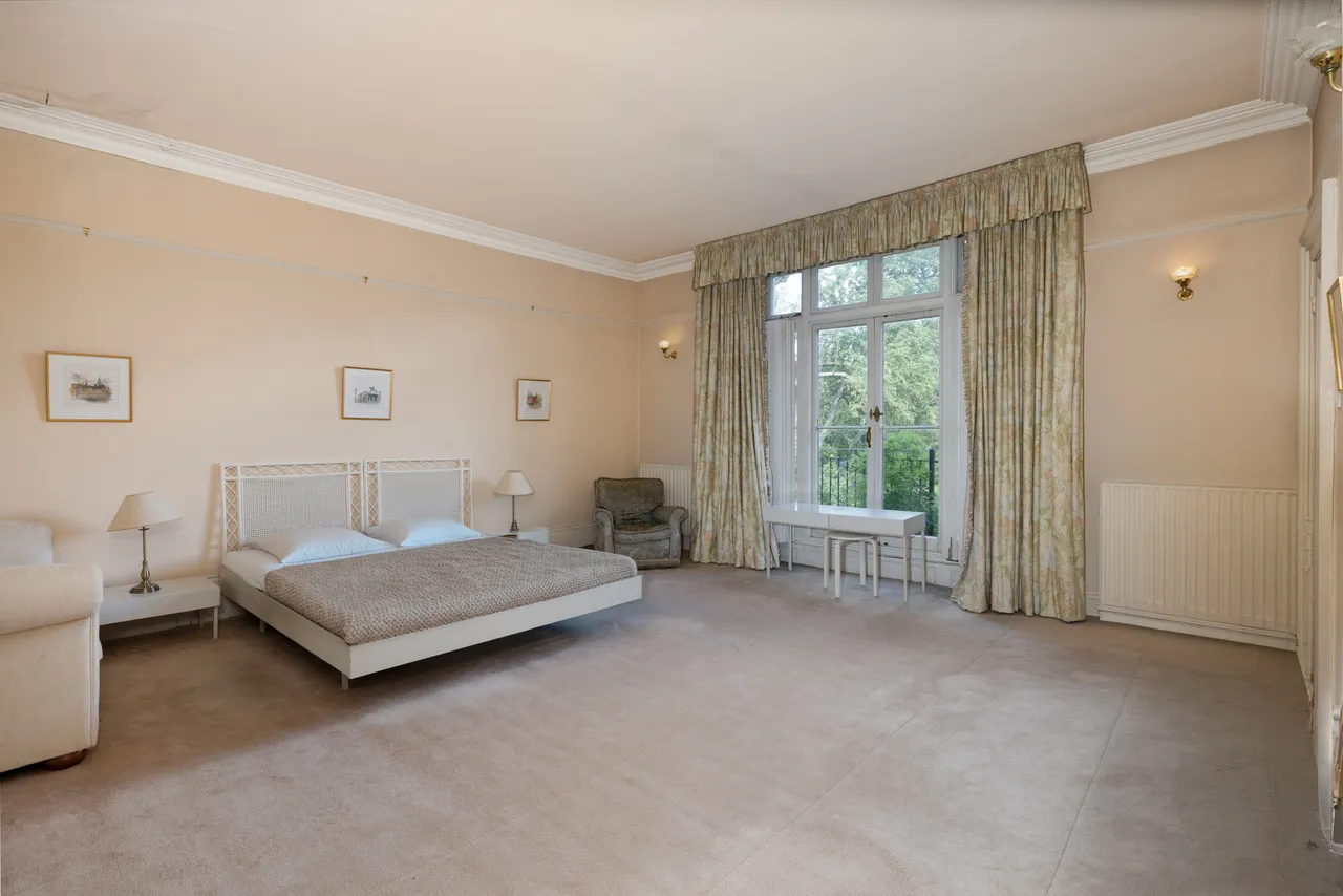 Strawberry Vale, Twickenham, London, photo 12