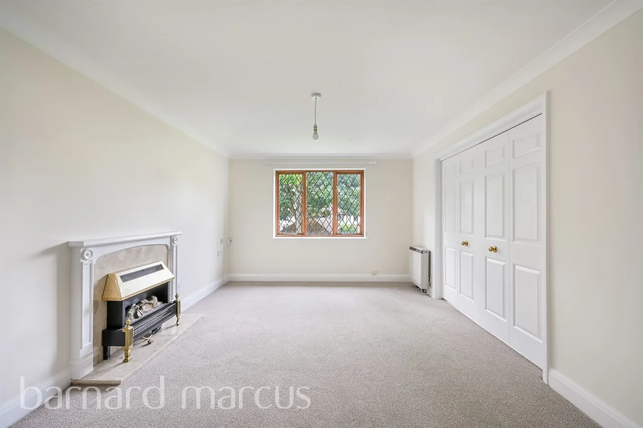 Monks Walk, Reigate, RH2, photo 7