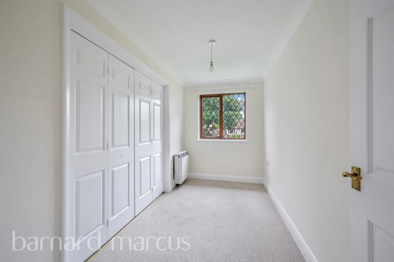 Monks Walk, Reigate, RH2, photo 12