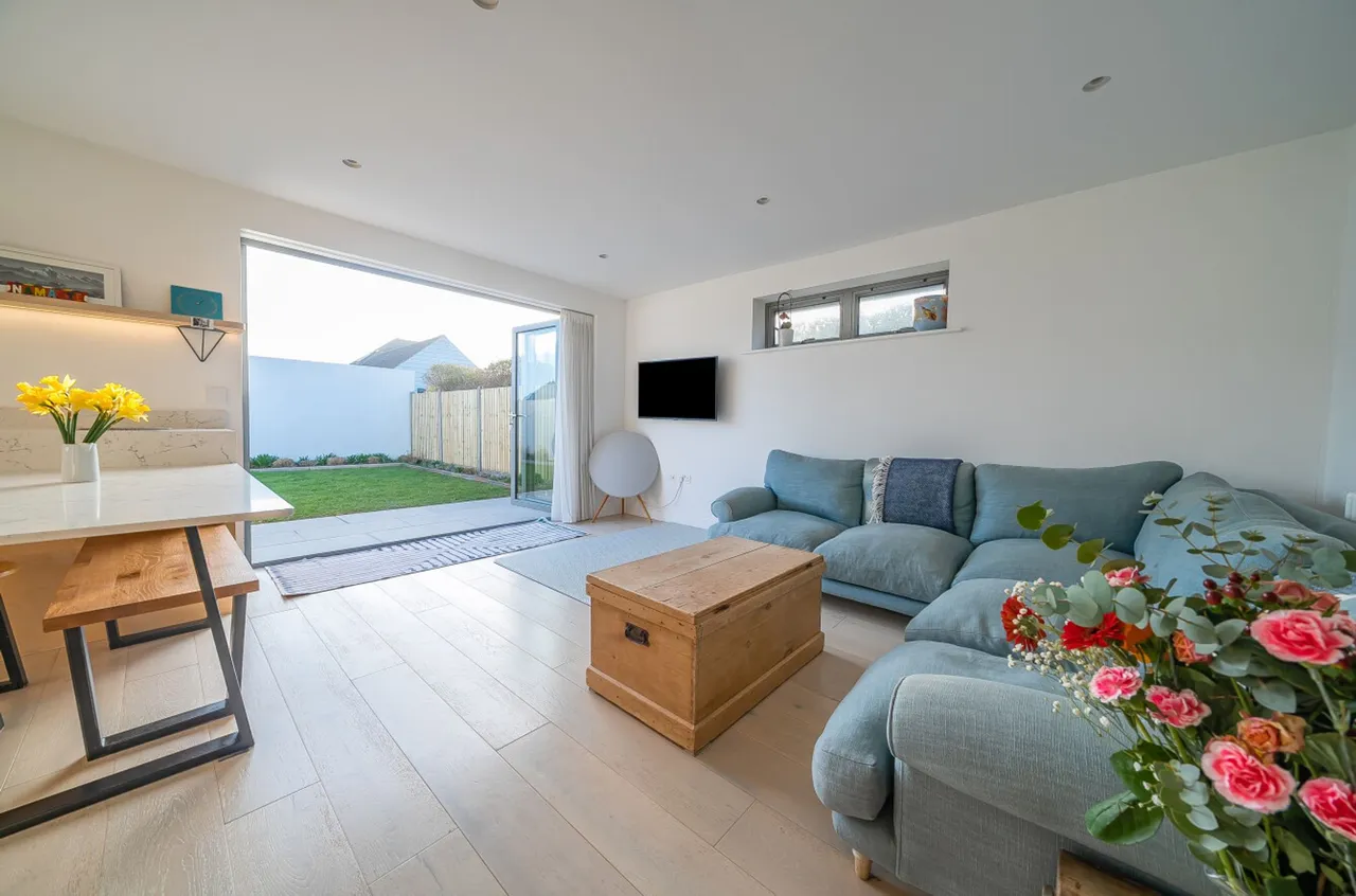Seafields, Bracklesham Bay, PO20, photo 16