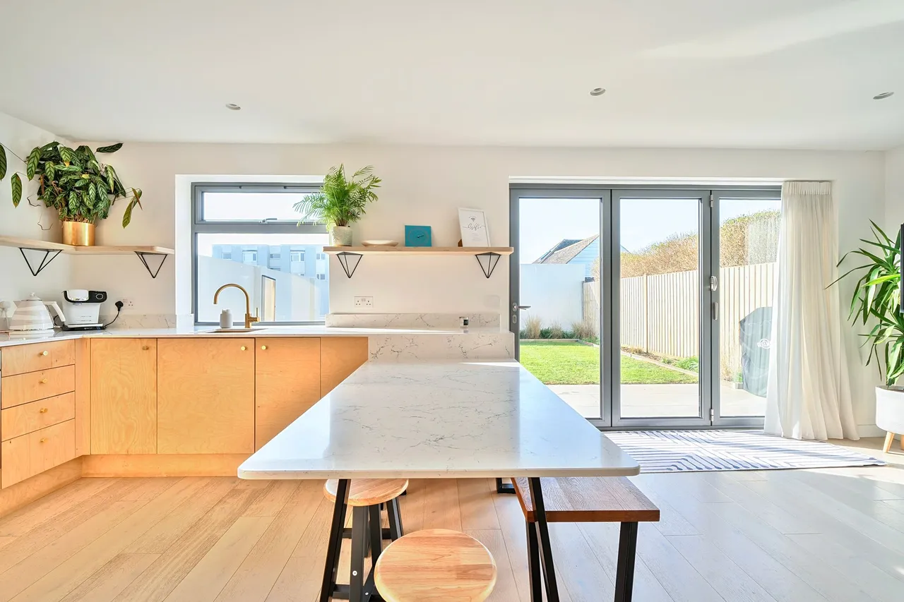 Seafields, Bracklesham Bay, PO20, photo 7