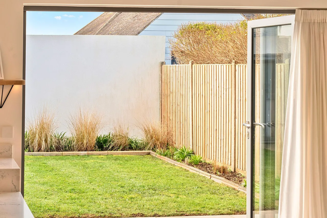 Seafields, Bracklesham Bay, PO20, photo 11