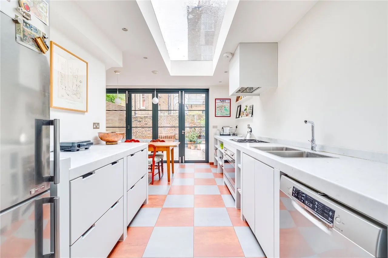 Lalor Street, Fulham, SW6, photo 5