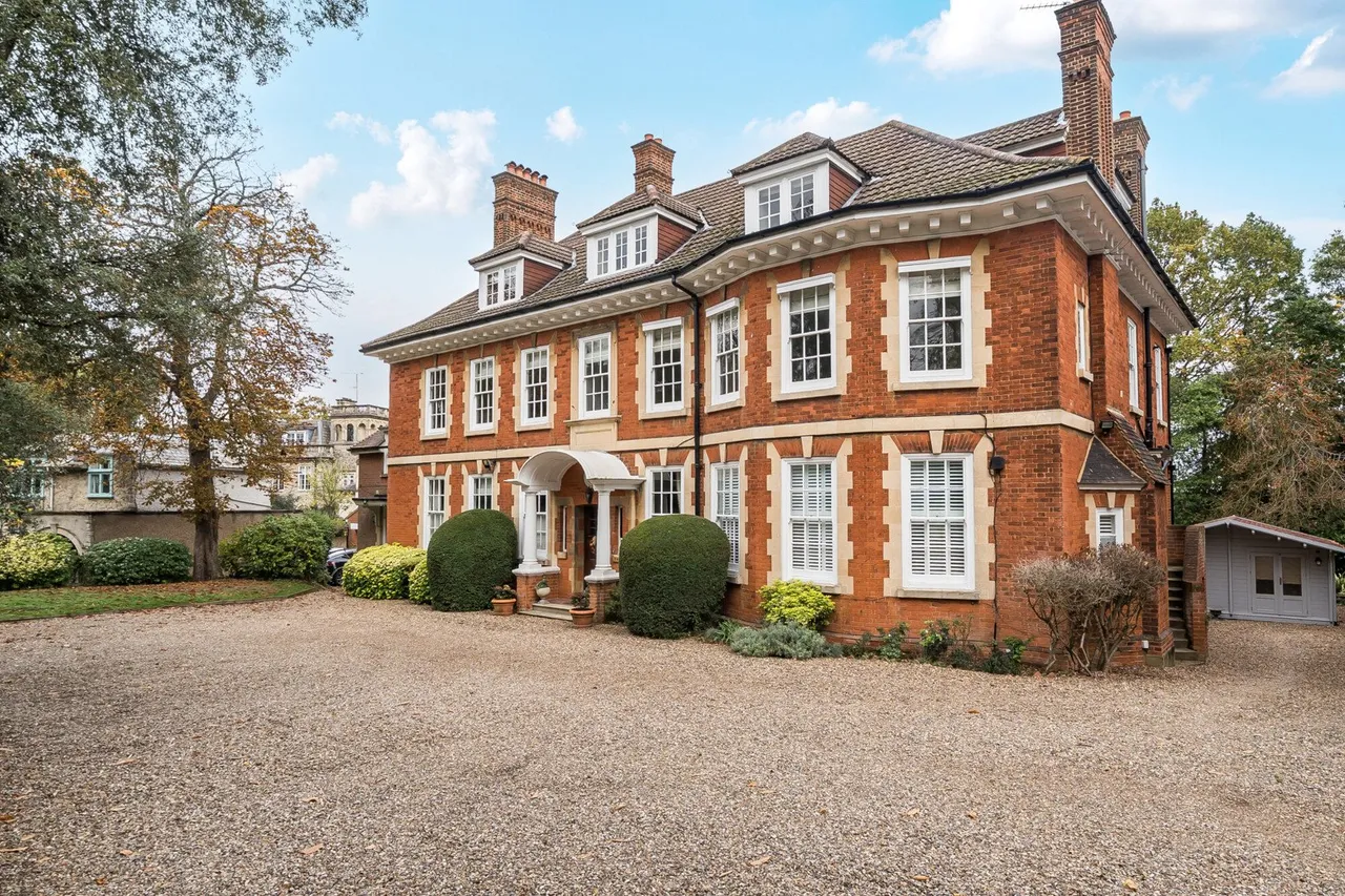 3 bed flat for sale — Mavelstone Road, BR1