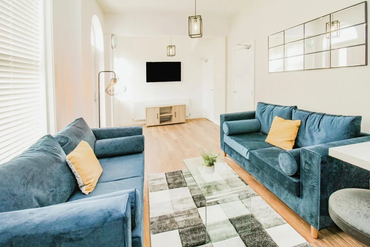Ebor Place, Hyde Park, LS6, photo 3