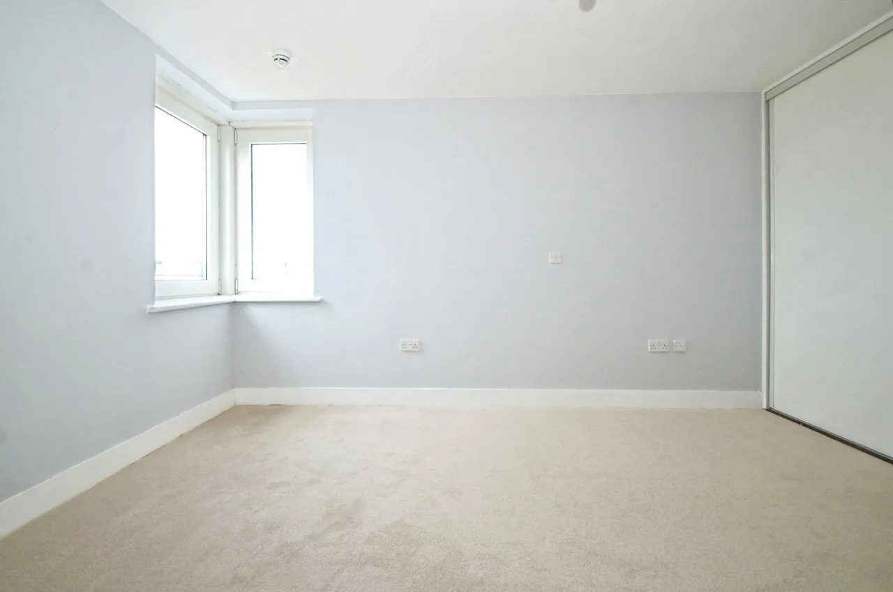 Jones Point House, Ferry Court, CF11, photo 9