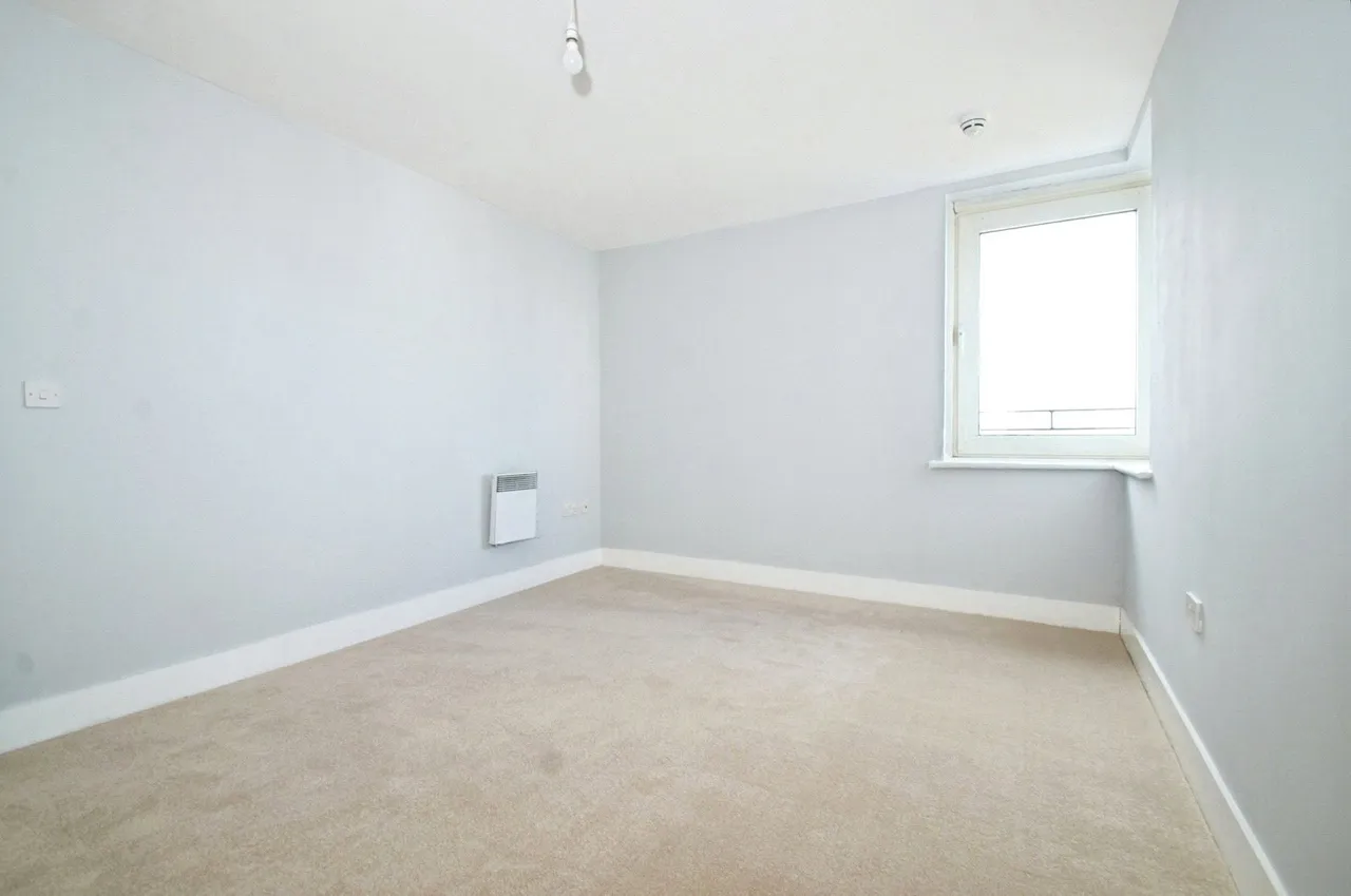Jones Point House, Ferry Court, CF11, photo 8