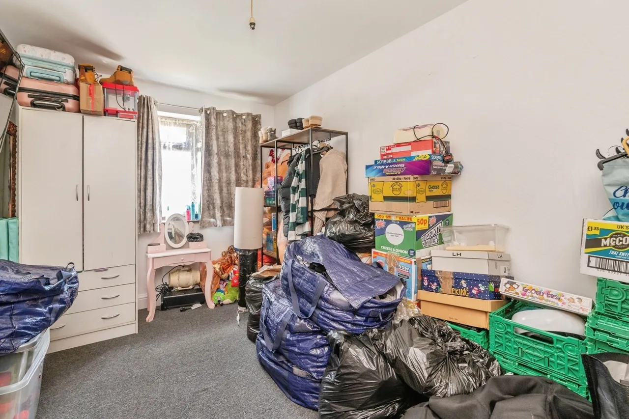 Stirling Close, Rainham, RM13, photo 13