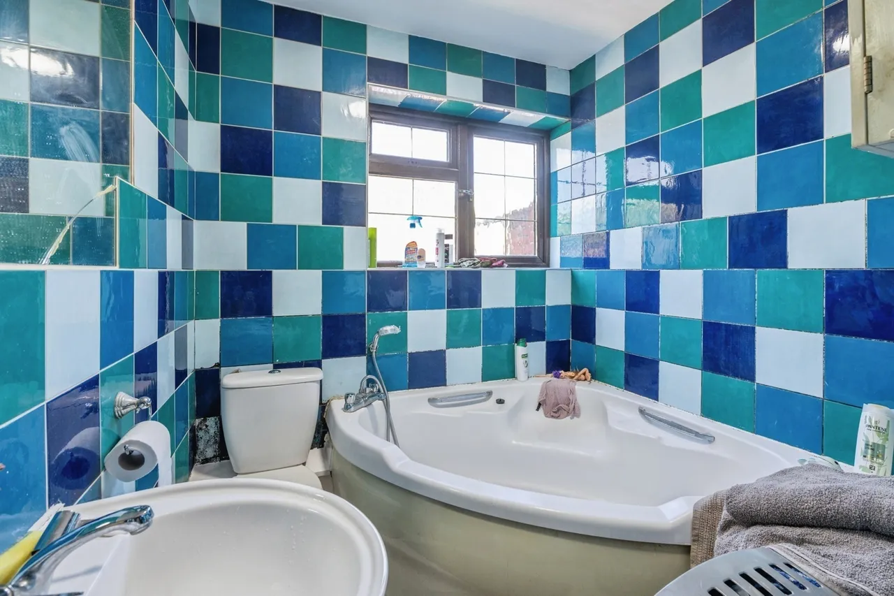 Stirling Close, Rainham, RM13, photo 4