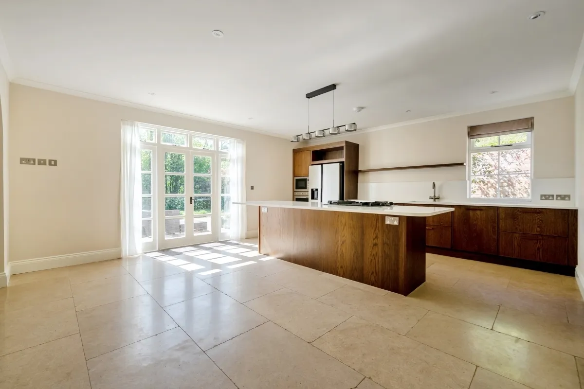 Wentworth Drive Virginia Water GU25, photo 4