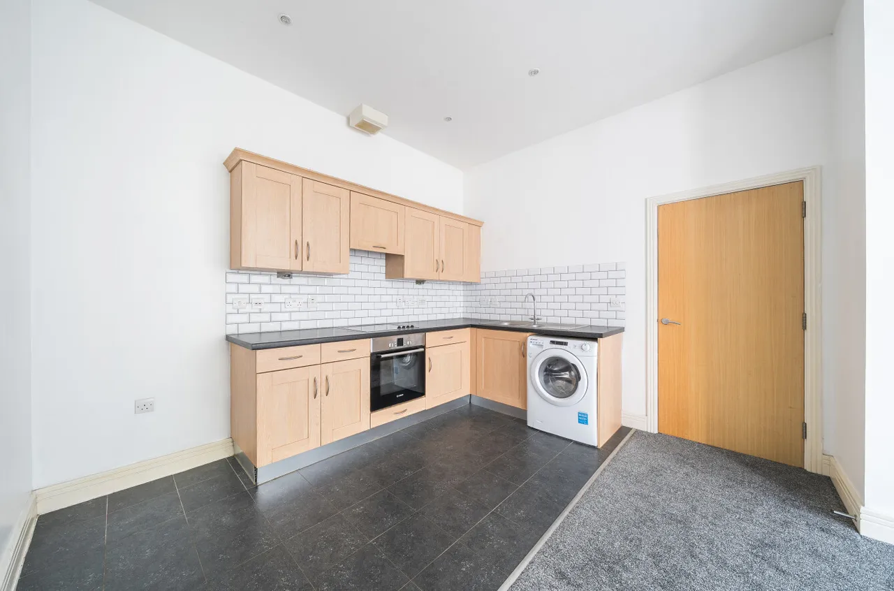 Consort Mews, Knowle, PO17, photo 3