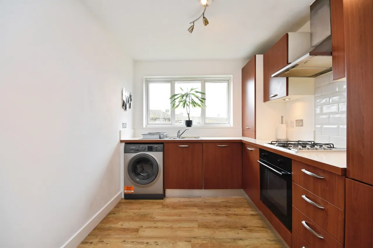 Chiltern Close, CHELMSFORD, photo 6