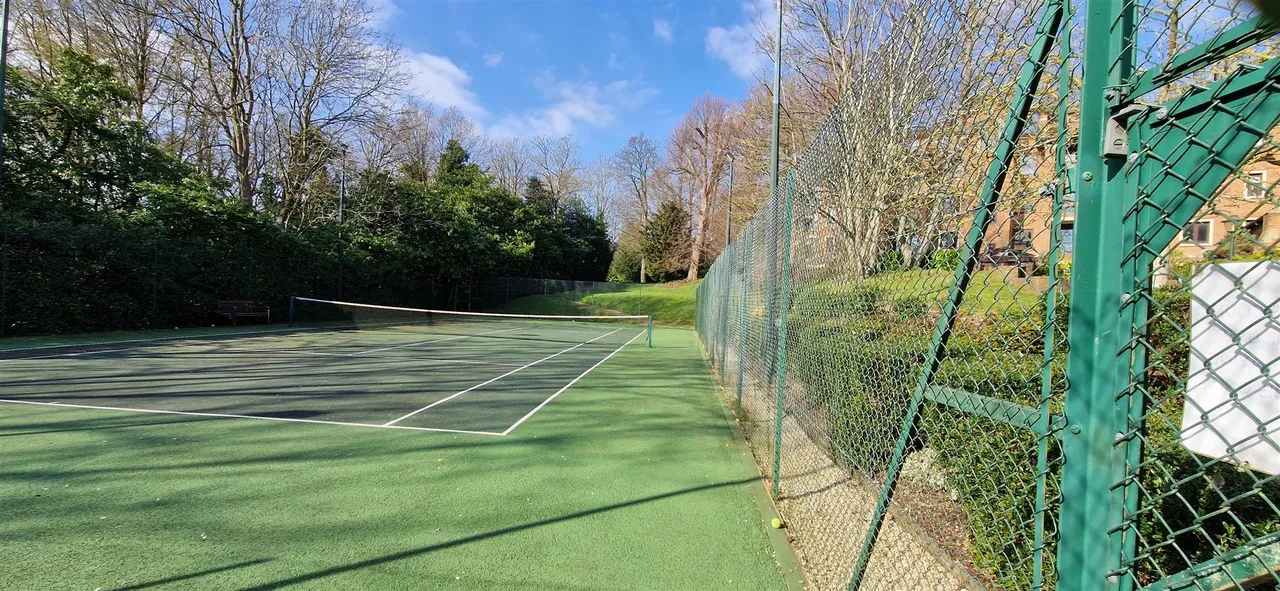 Chasewood Park, Sudbury Hill, photo 16