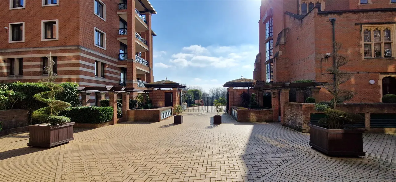 Chasewood Park, Sudbury Hill, photo 24