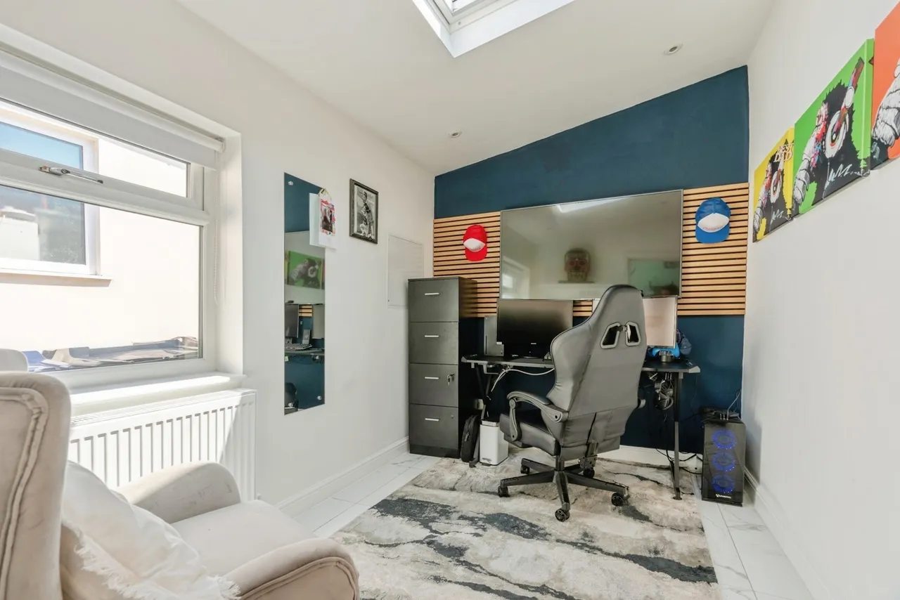 Smithyfield Avenue, Burnley, Lancashire, BB10, photo 27