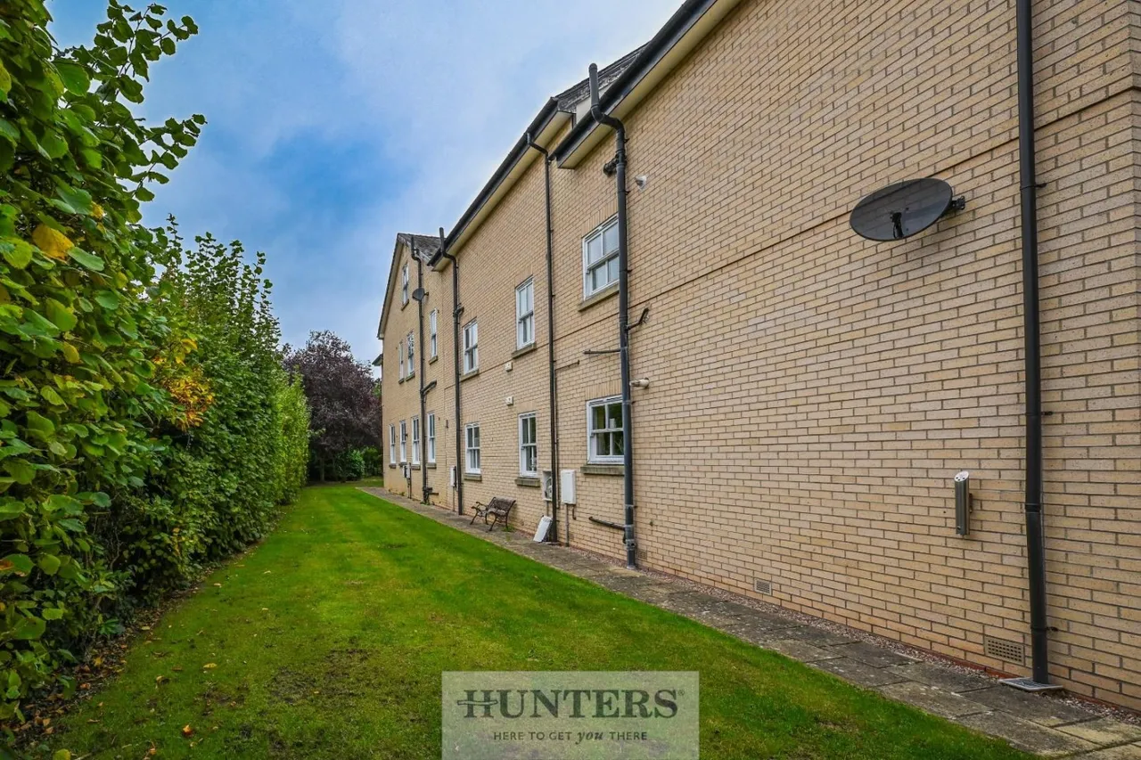 Doncaster Road, Selby, YO8, photo 17