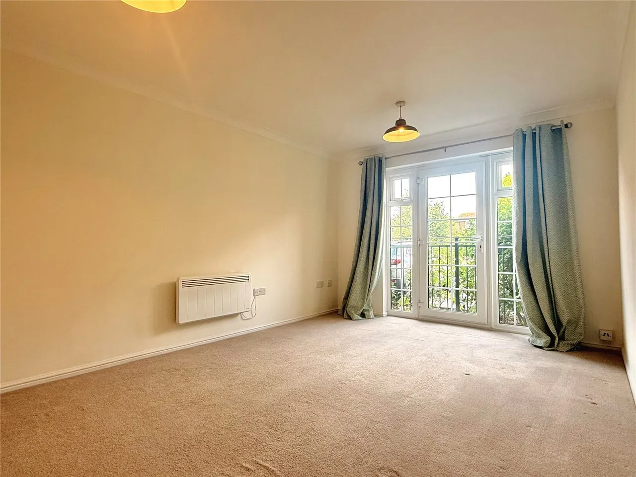 Bewick Gardens, Chichester, PO19, photo 2