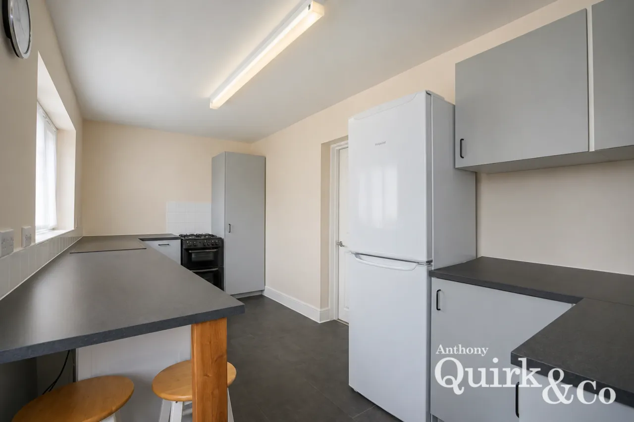 Gainsborough Avenue, Canvey Island, SS8, photo 5