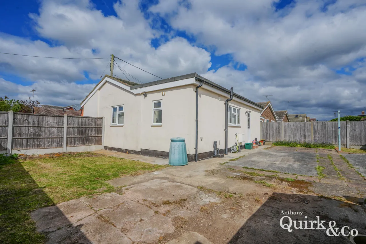 Gainsborough Avenue, Canvey Island, SS8, photo 2
