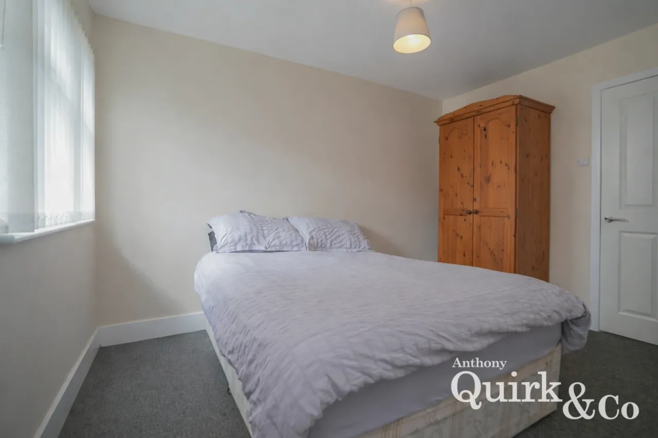 Gainsborough Avenue, Canvey Island, SS8, photo 6