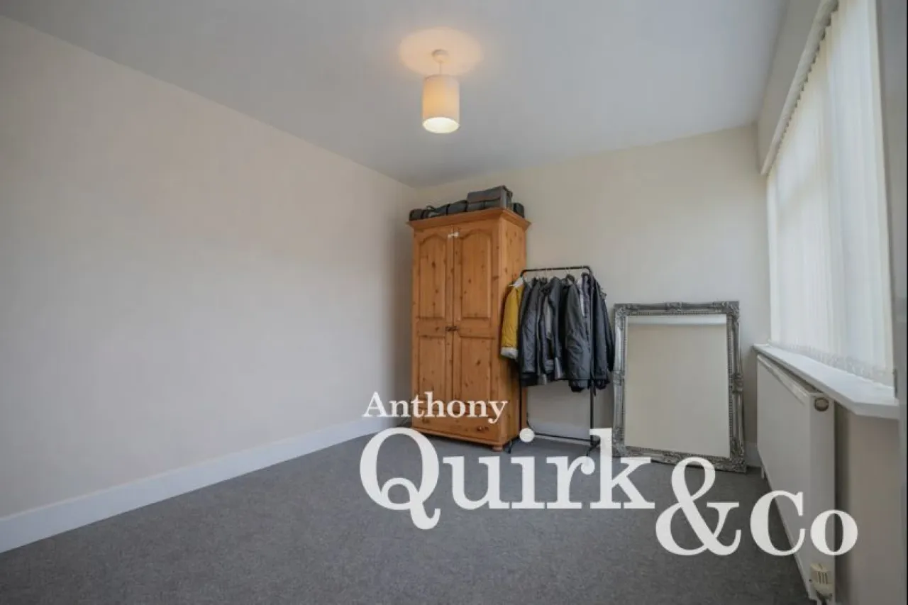 Gainsborough Avenue, Canvey Island, SS8, photo 8