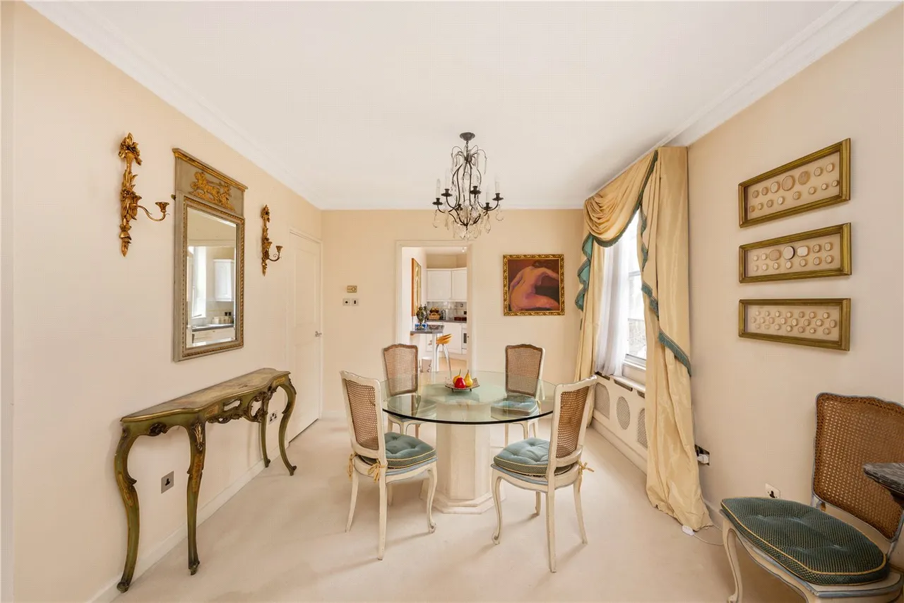 Manor House Court, 11 Warrington Gardens, Maida Vale, London, W9, photo 4