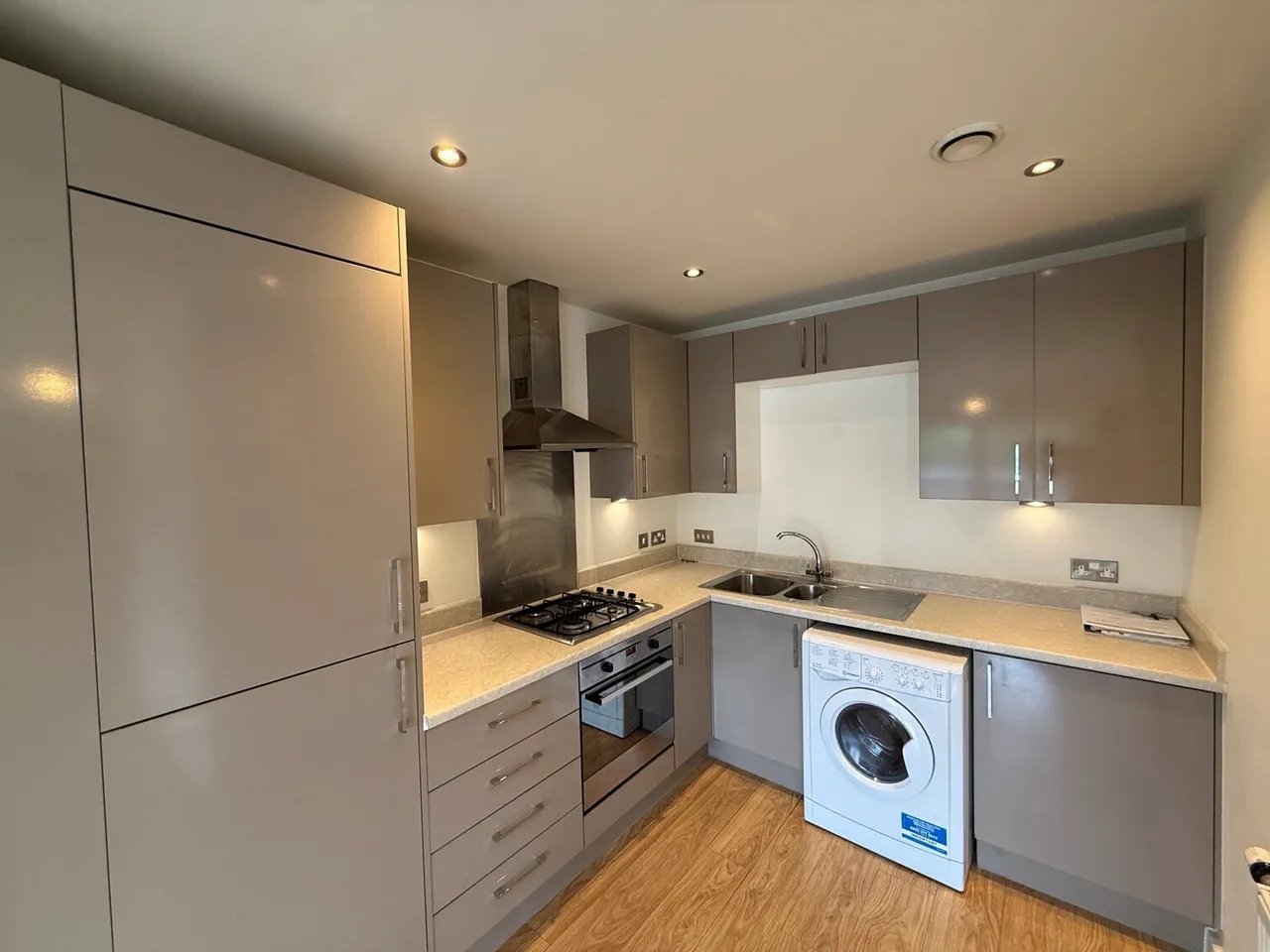 Telford Road, London, N11, photo 5