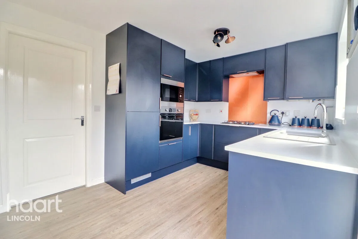 Quintus Place, North Hykeham, LN6, photo 2