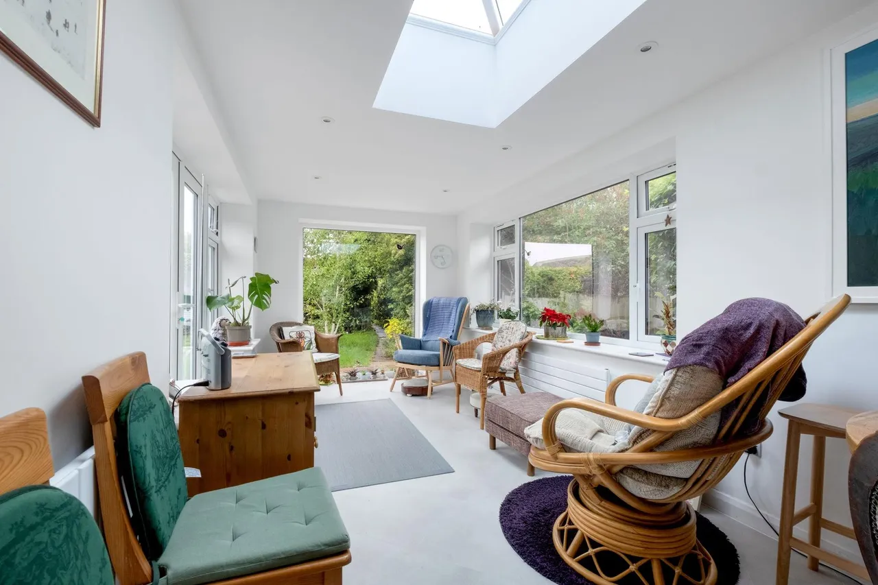 Cambridge Road, Stamford, PE9, photo 2
