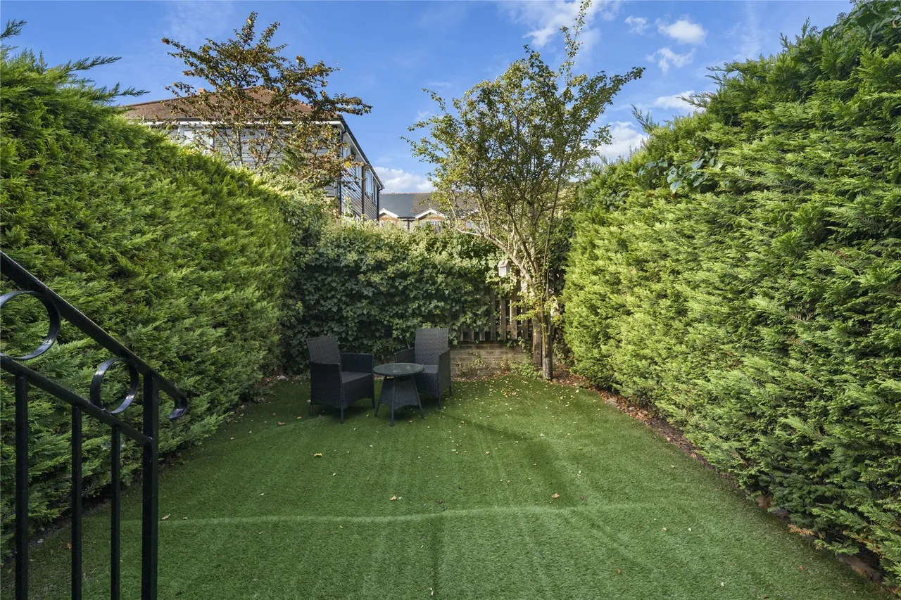 Thames Ditton, KT7, photo 11