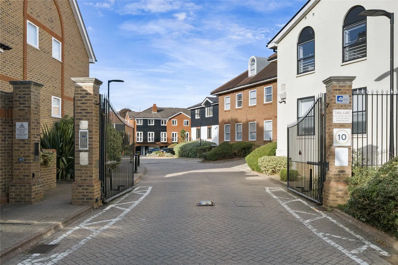 Thames Ditton, KT7, photo 13